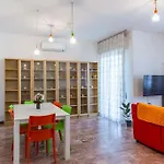 Venice Family House